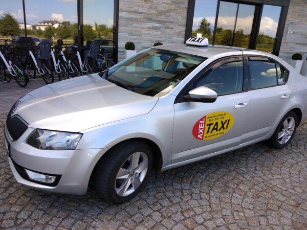 AXEL TAXI IŁAWA